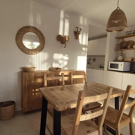 Oasis * Κοραλέχο